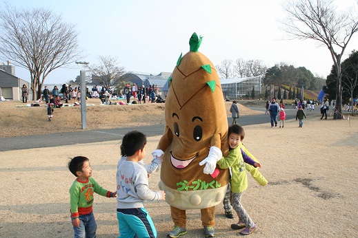 11枚目_参加者たちとのふれあい