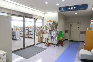 ヴィーブル図書館の入口です。