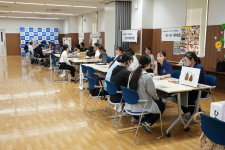 保育士就職フェアの会場の様子