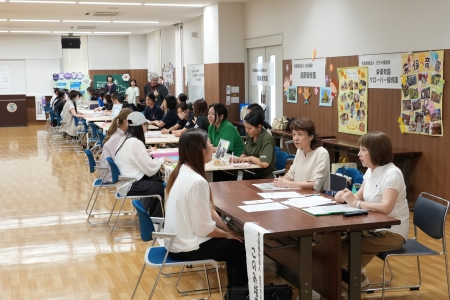 保育士就職フェアの会場の様子