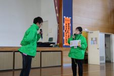 認知症の人への声かけの仕方、接し方を学びます