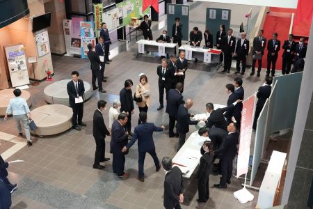 式典には500人が出席されました