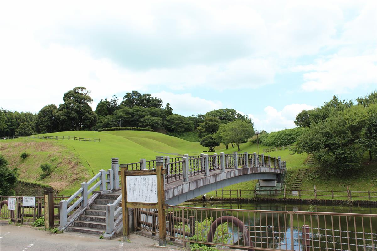 寛永堀橋と竹迫城跡公園