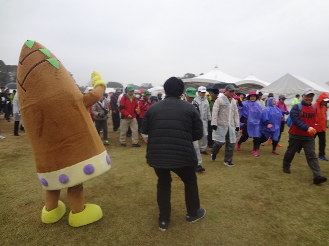 23枚目_ヴィーブルくん、ウオーキング大会にエントリーする