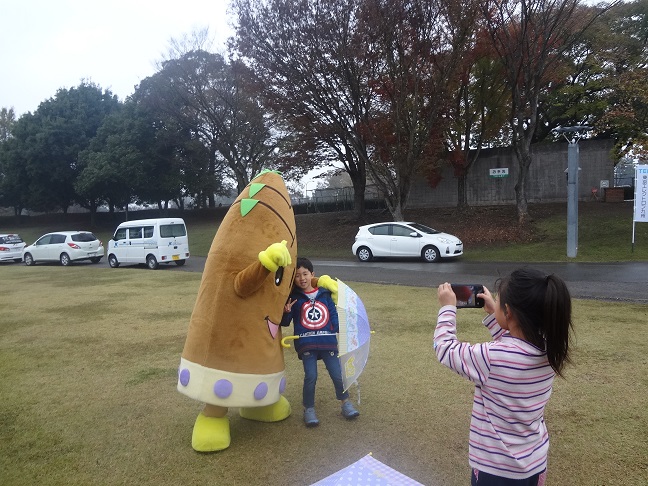 16枚目_ヴィーブルくん、ウオーキング大会にエントリーする