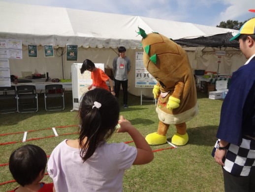 77枚目_ヴィーブルくん、ひたすらまつりを楽しむ