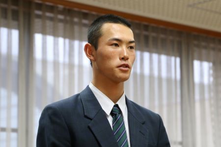 決意表明する野田希主将