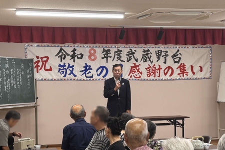 各地で開かれた敬老会にお邪魔しました。